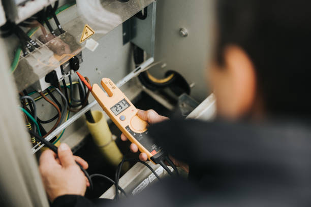 Best Affordable Emergency Electrician  in Watergate, FL